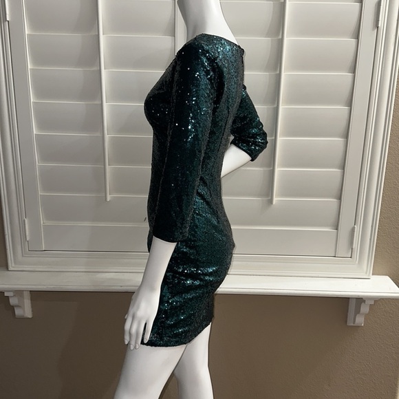 Lulus Got the Moves Emerald Green Sequin Bodycon Dress - Picture 6 of 14